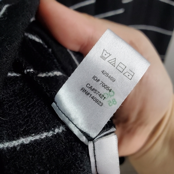 Lou & Grey Mixstripe Signaturesoft Tee Dress - Picture 6 of 7